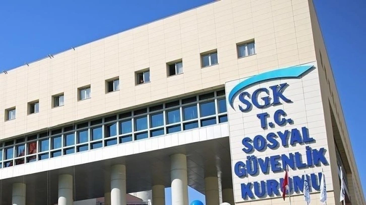 SGK'de EYT mesaisi yapan personele fazla çalışma ücreti verilecek