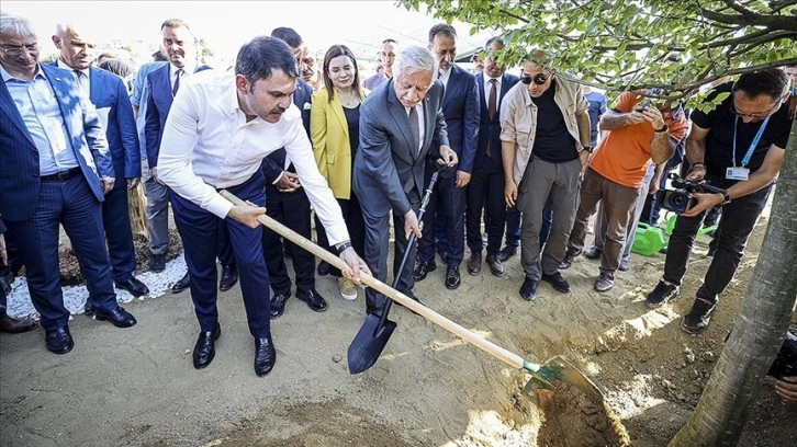 Silivri Millet Bahçesi'nde ilk fidanlar dikildi