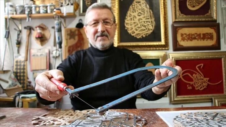 Simavlı 63 yaşındaki naht ustası 44 yılda yüzlerce eser yaptı