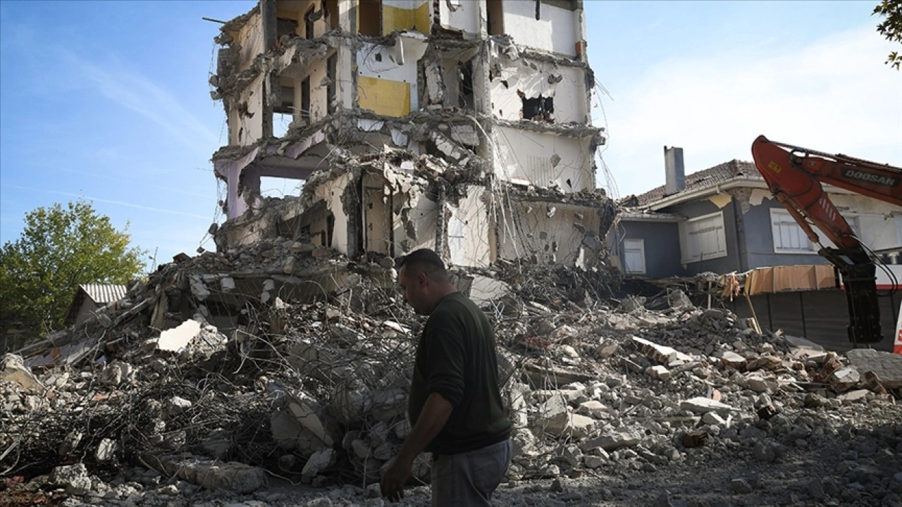 Sındırgı "Genel Hayata Etkili Afet Bölgesi" ilan edildi