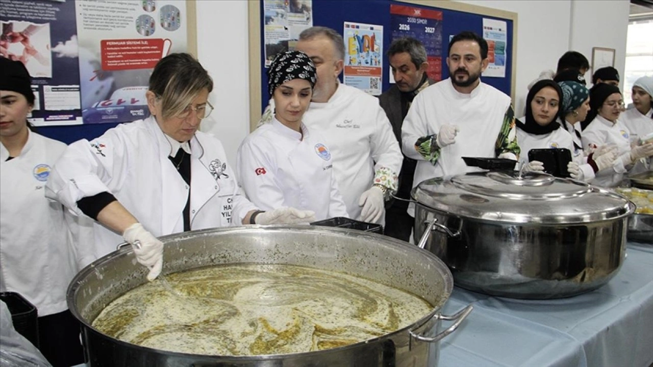 Sinop'ta geleceğin şefleri Mardin mutfağını deneyimleme fırsatı buldu