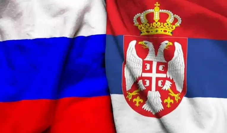 Sırbistan, Batı’nın her tür baskısına rağmen Rusya’nın dostu kalmayı sürdürüyor -Okay Deprem yazdı-