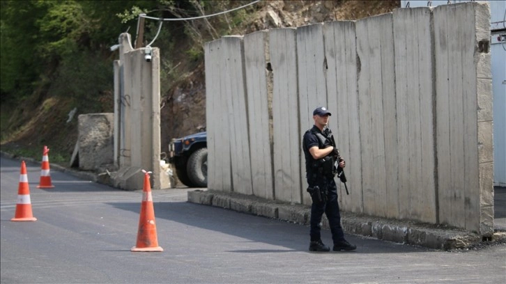 Sırbistan, Kosova'ya güvenlik güçlerini göndermeyi planlıyor