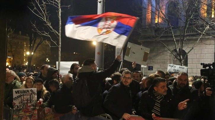 Sırbistan'da sona eren erken genel seçim, yerini 