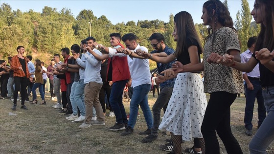 Şırnak&#039;taki &#039;Gençlik ve Huzur Festivali&#039; coşkuyla sürüyor