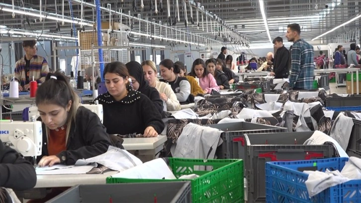 Şırnak'ta tekstil fabrikasında üretilen ürünler 25 ülkeye ihraç ediliyor