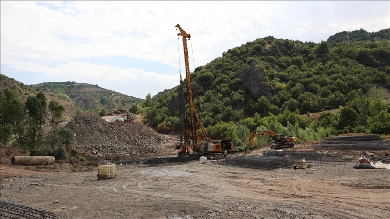 Sivas'tan Karadeniz Bölgesi'ne ulaşım yapılacak yolla daha da kısalacak