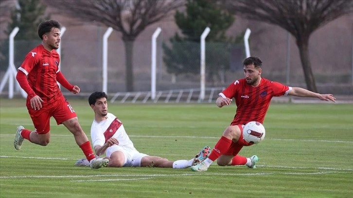 Sivasspor hazırlık maçını 3 golle kazandı