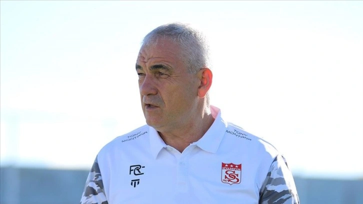 Sivasspor Teknik Direktörü Çalımbay: Ortada bir gerçek var, iki günde bir maç oynanmaz