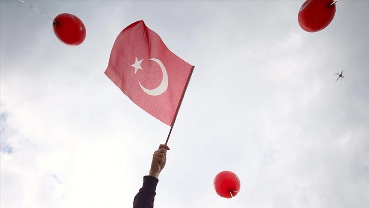 Sivil toplum kuruluşlarından "29 Ekim Cumhuriyet Bayramı" mesajları