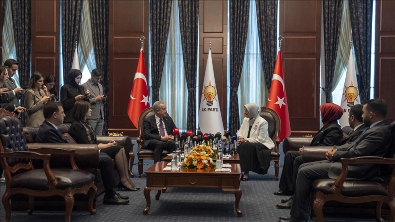 Siyasi partiler arasında bayramlaşma ziyaretleri