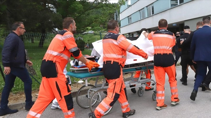 Slovakya'da saldırıya uğrayan Başbakan Fico'nun hayati tehlikeyi atlattığı bildirildi