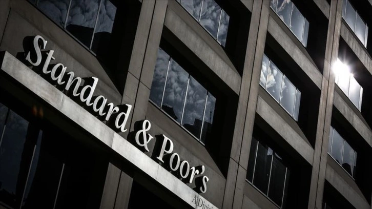 S&P, İsrail'in kredi notunu düşürdü