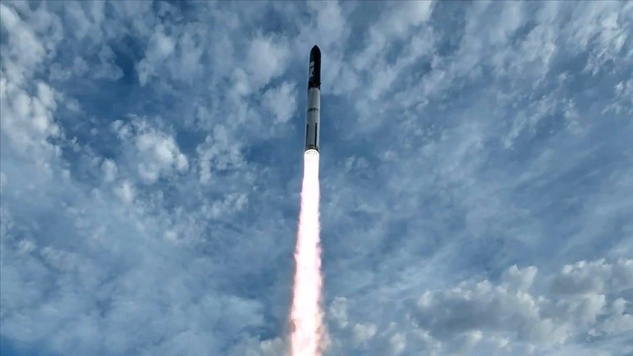 SpaceX'in Starship roketi, 11'inci test uçuşunu başarıyla tamamladı