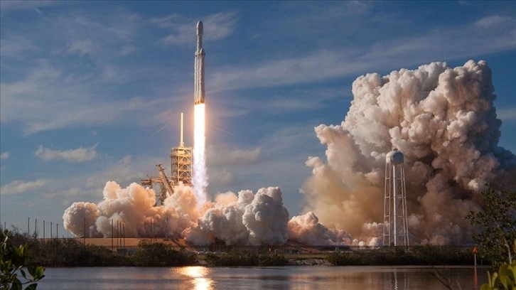 SpaceX'in kurucusu Musk, Starship’in mayısta uzaya fırlatılacağını açıkladı