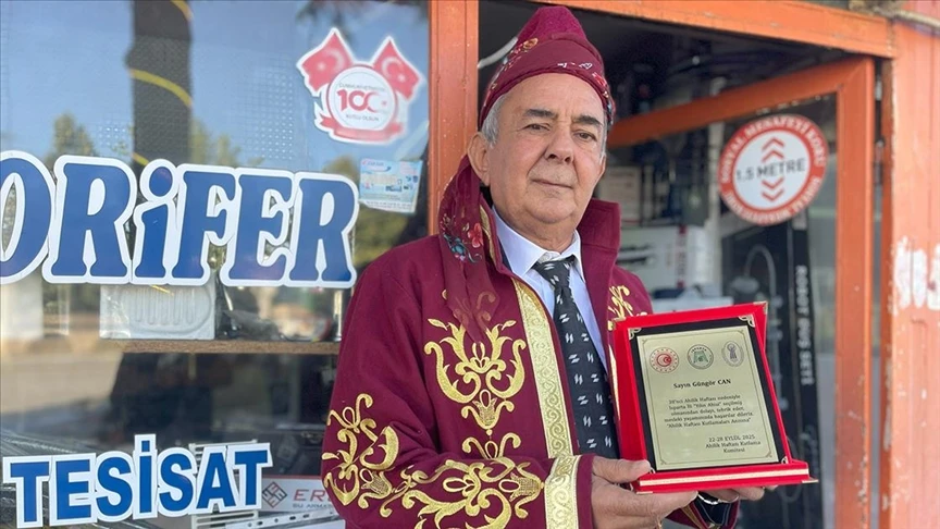 Isparta'da 'Yılın Ahisi' seçilen sıhhi tesisat ustası 55 yıldır mesleğini sürdürüyor