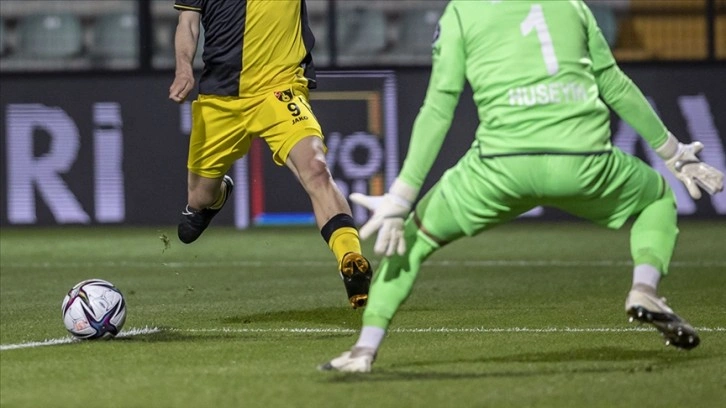 1. Lig play-off yarı final ilk maçları yarın yapılacak