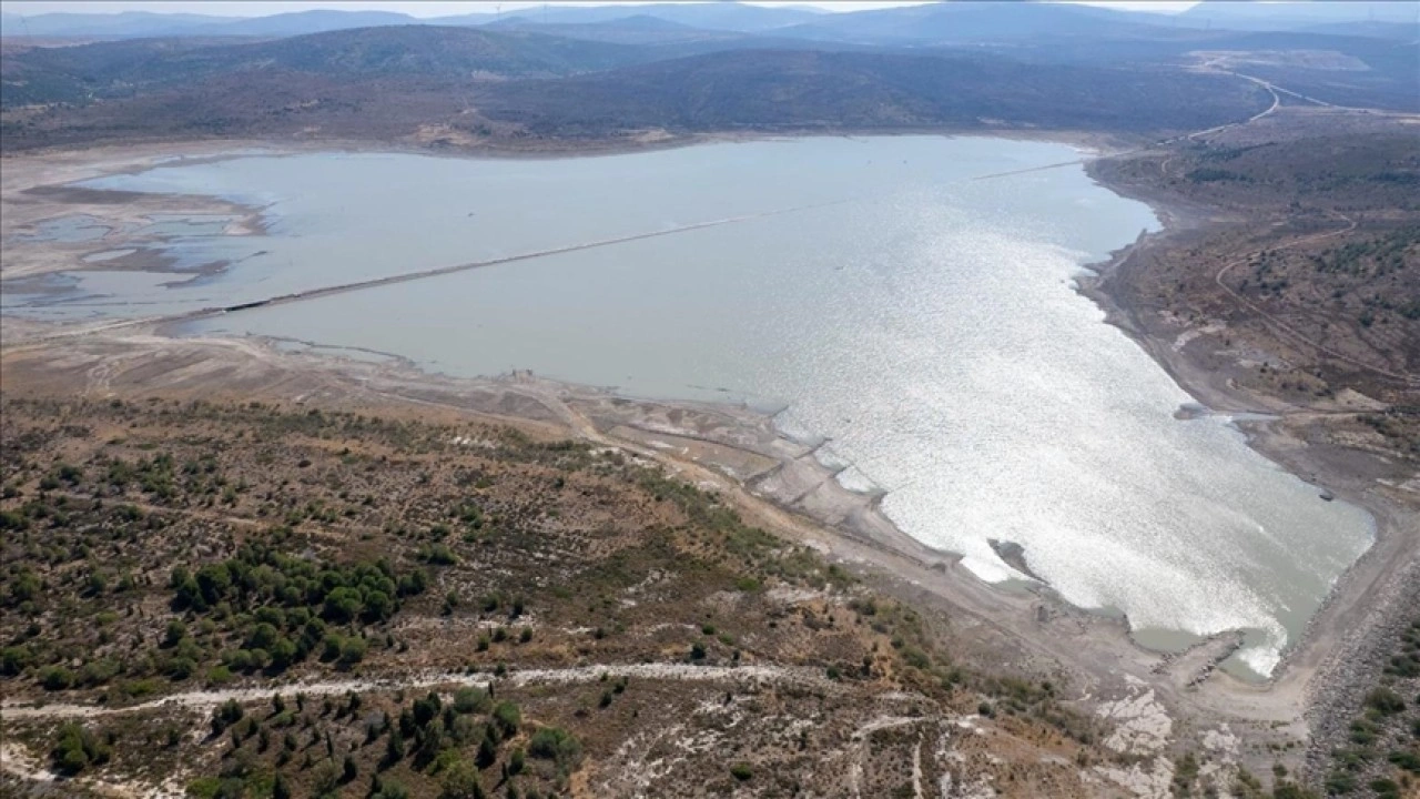 Su kaynakları azalan Çeşme'de her gün 7 saat zorunlu su kesintisi yapılacak