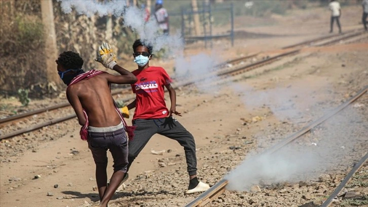 Sudan’da askeri darbe karşıtı gösterilerde 7 kişi hayatını kaybetti