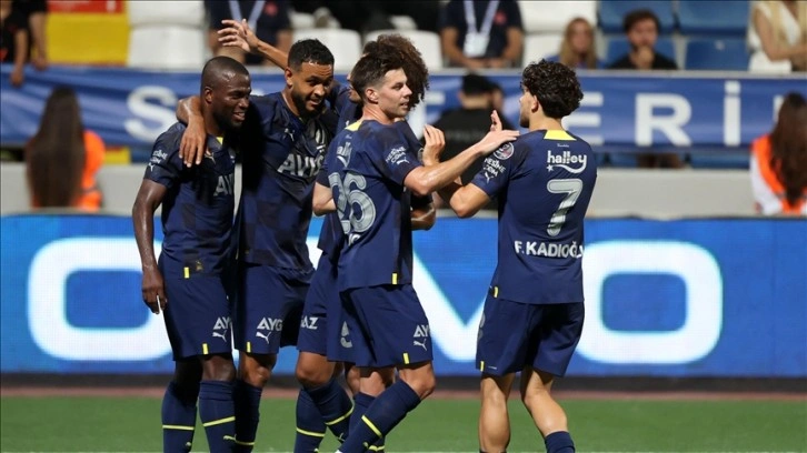 Süper Lig'de haftanın en farklı galibiyetini Fenerbahçe elde etti