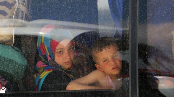 Suriye'de kuşatma bölgelerinden 3 bin 700 kişi tahliye edildi