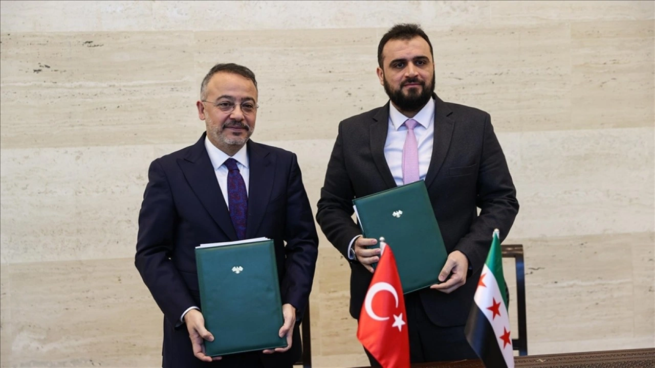 Suriye h&uuml;k&uuml;meti, T&uuml;rkiye Maarif Vakfı'yla eğitim alanında işbirliği yapacak