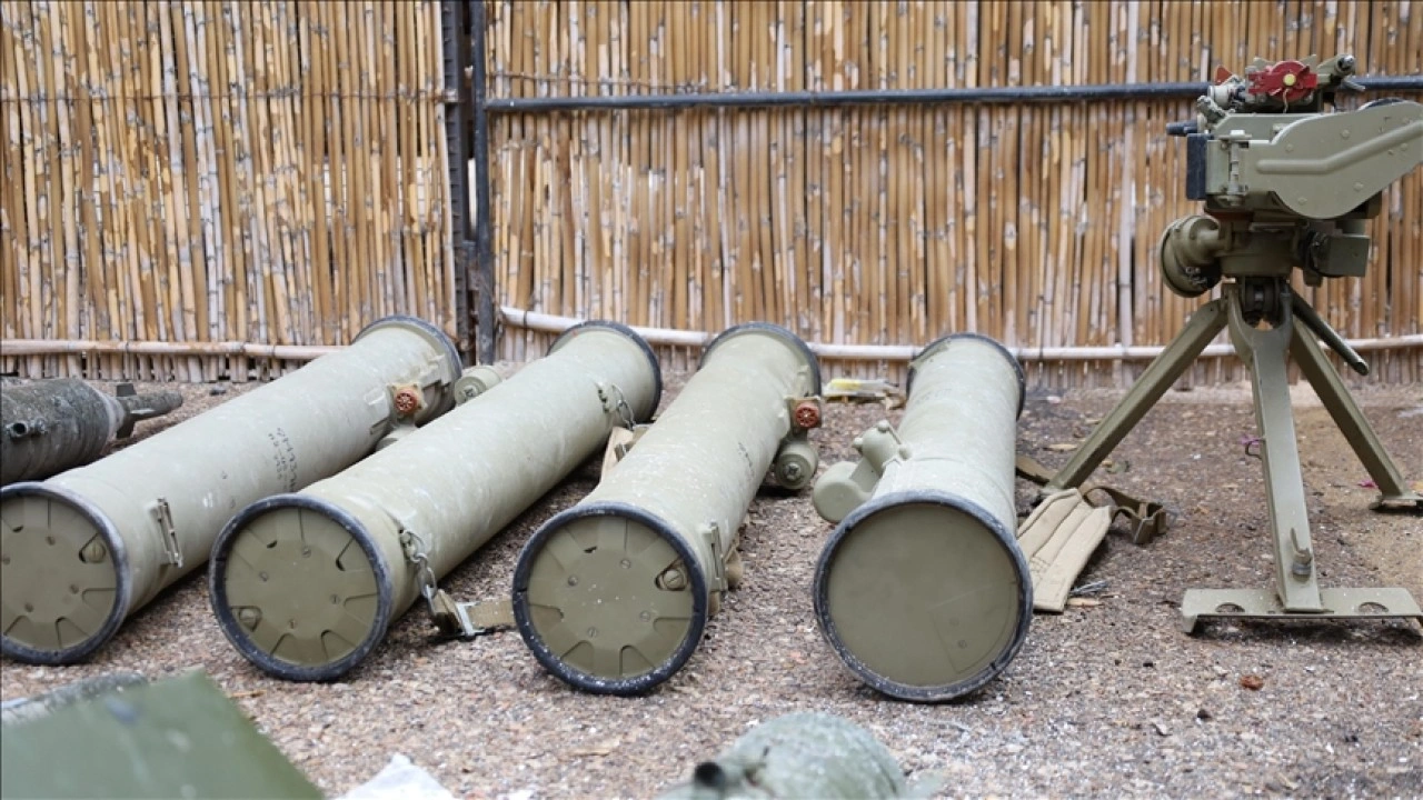 Suriye'nin Dera ilinde 46 adet tanksavar füzesi ele geçirildi