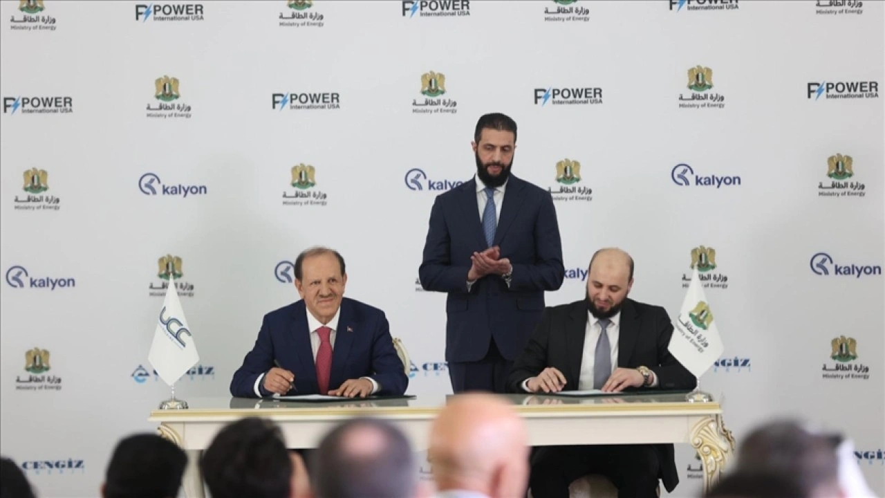 Suriye'nin enerji sektörüne 7 milyar dolarlık yatırım için imzalar atıldı