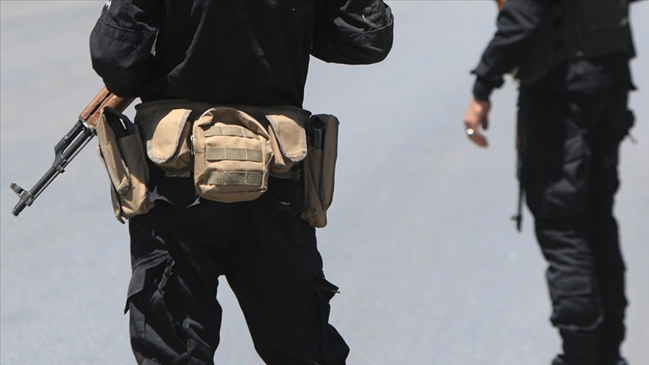 Suriye'nin Halep kentinde YPG/PKK'nın d&uuml;zenlediği saldırıda bir g&uuml;venlik personeli yaralandı