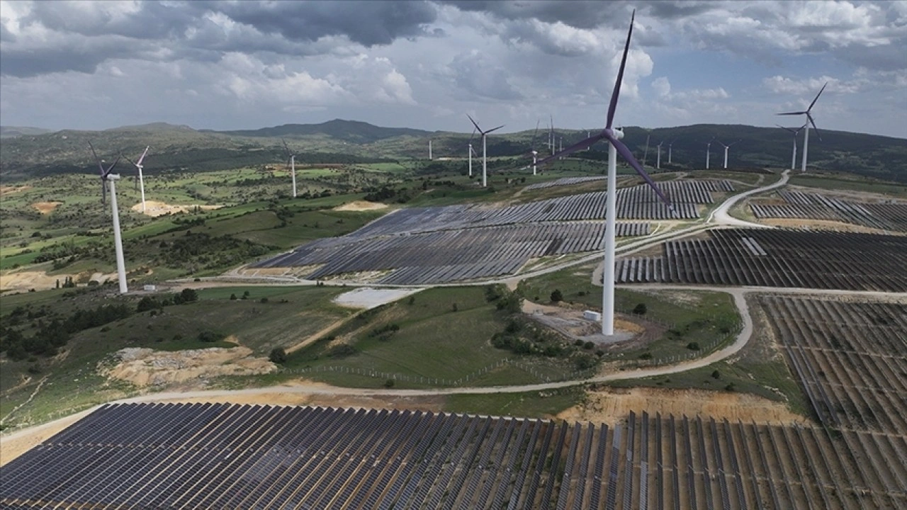 Suudi Arabistan ve Çin'in artan enerji ortaklığı jeopolitik dengeleri zorluyor