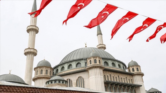 Taksim Meydanı'na yapılan cami ramazanın son cuması ibadete açılıyor