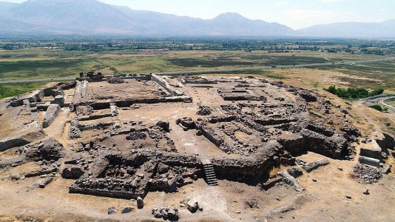 Tarihi Altıntepe Kalesi turizme kazandırılacak