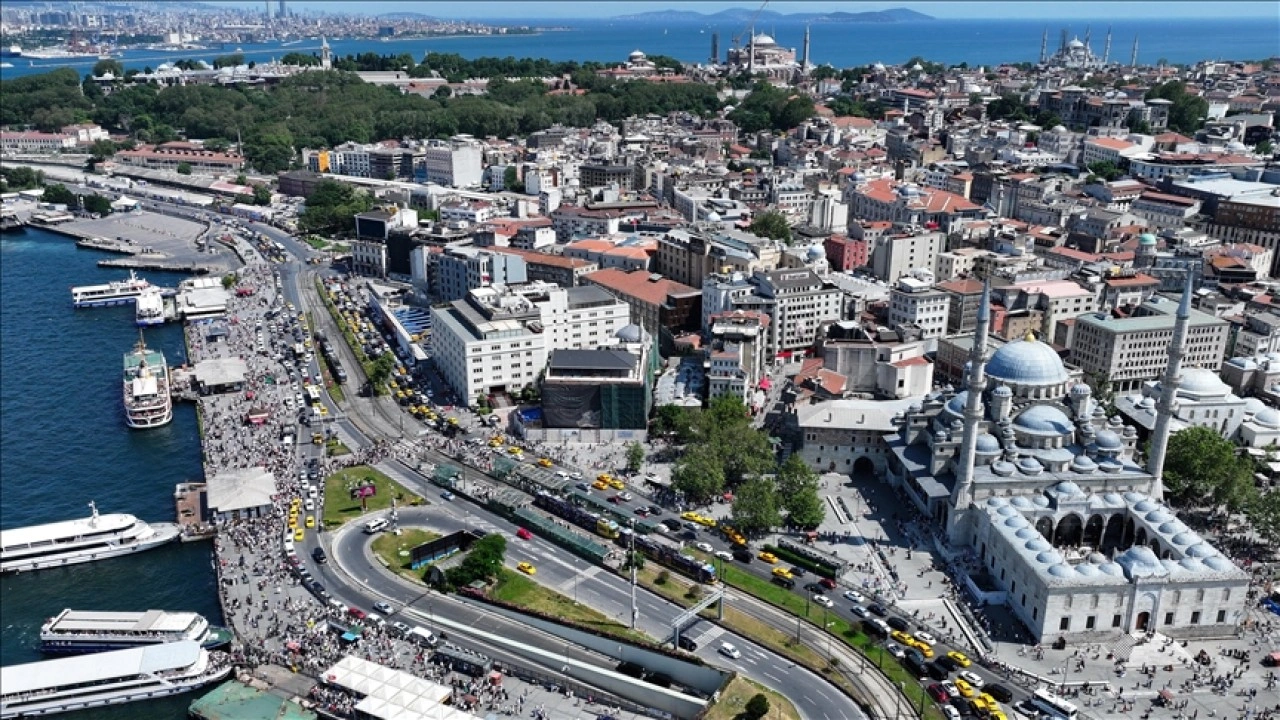 Tarihi Yarımada'da bayram yoğunluğu