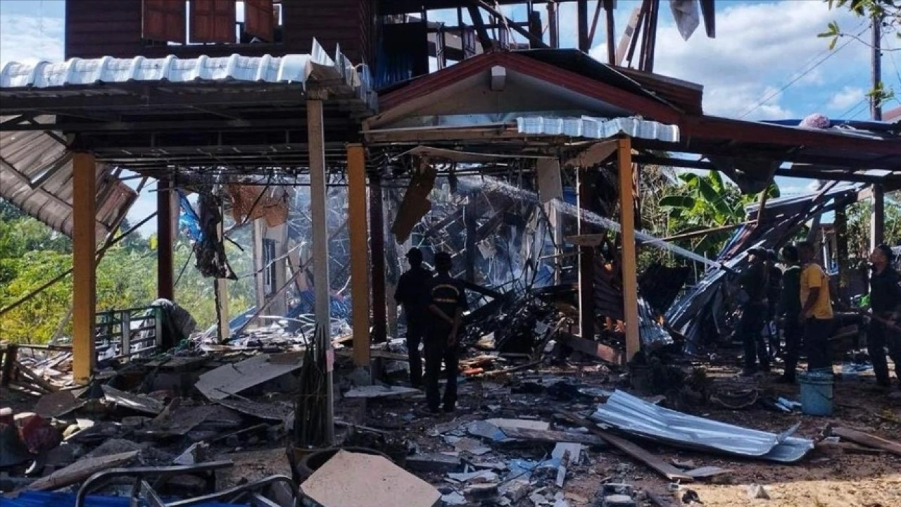 Tayland ile sınır &ccedil;atışmalarında hayatını kaybeden Kambo&ccedil;yalı sivil sayısı 17'ye &ccedil;ıktı