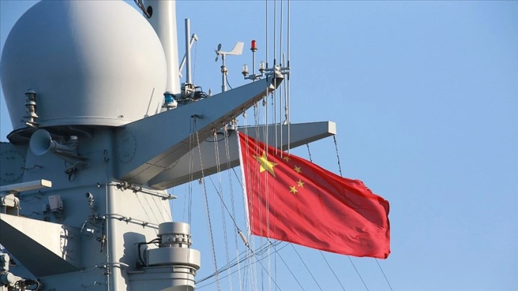 Tayvan: Ada çevresinde Çin'e ait 44 savaş uçağı, 2 askeri dron ve 4 gemi görüldü