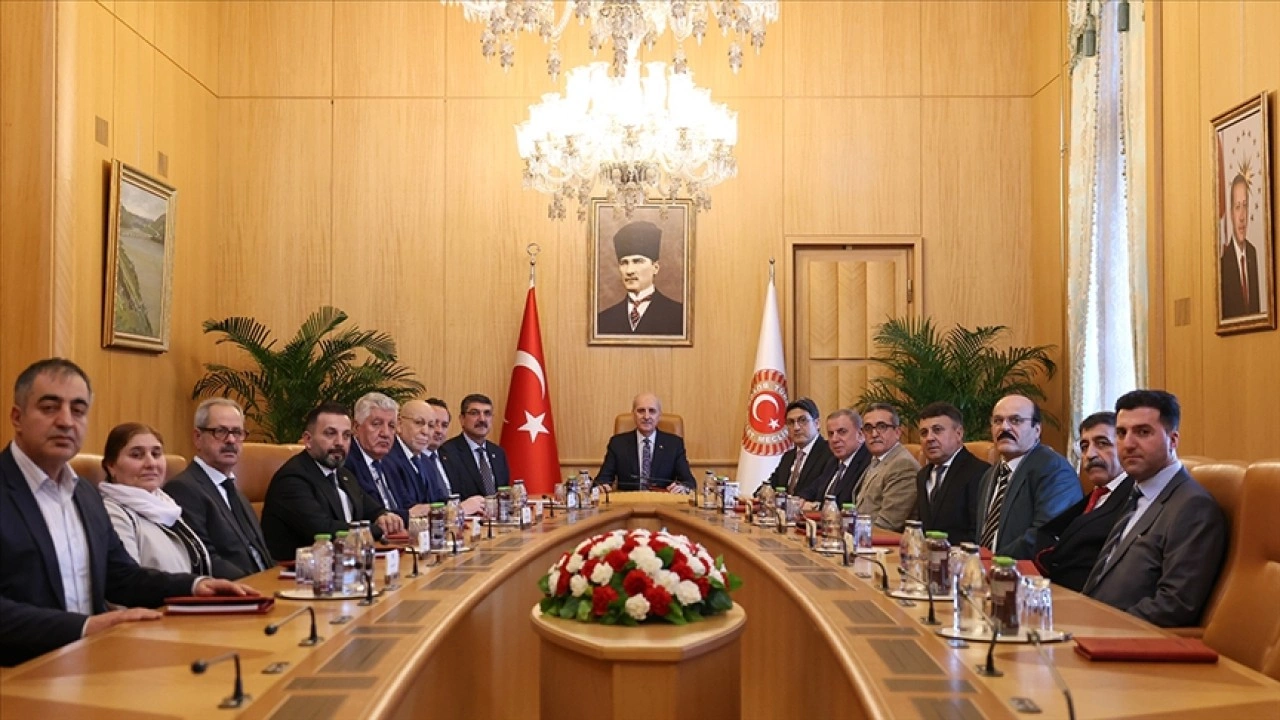 TBMM Başkanı Kurtulmuş, Ezidi heyetini kabul etti