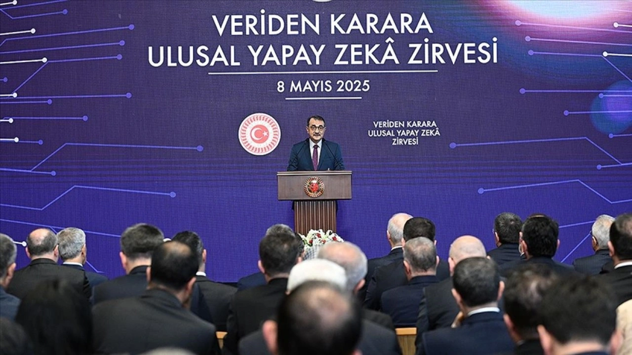 TBMM'de "Veriden Karara Ulusal Yapay Zeka Zirvesi" başladı