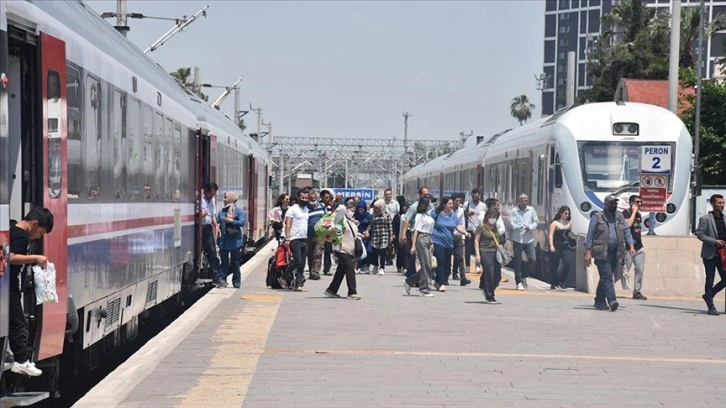 TCDD'nin bölgesel trenleri ulaşıma nefes oldu