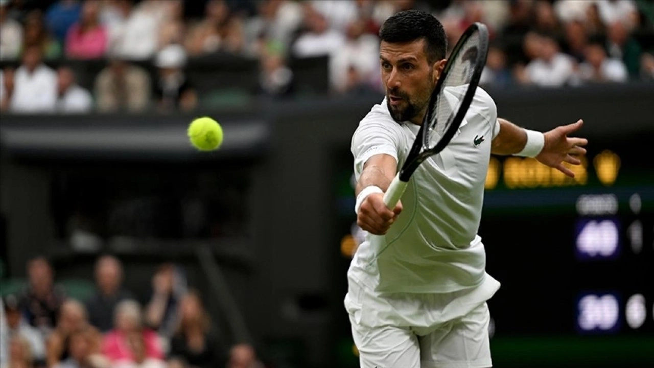 Tek erkeklerde dünya 6 numarası Djokovic, Wimbledon'da 3. tura çıktı