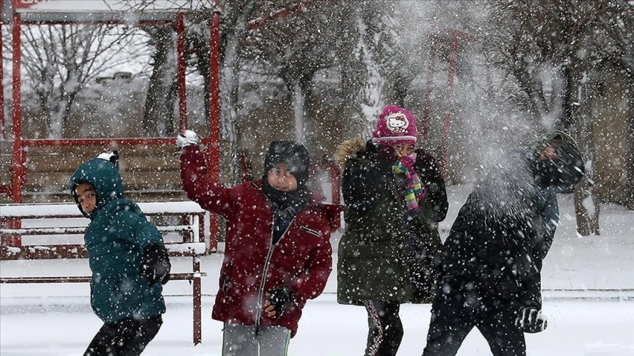 Tekirdağ'ın Saray il&ccedil;esinde taşımalı eğitime ara verildi