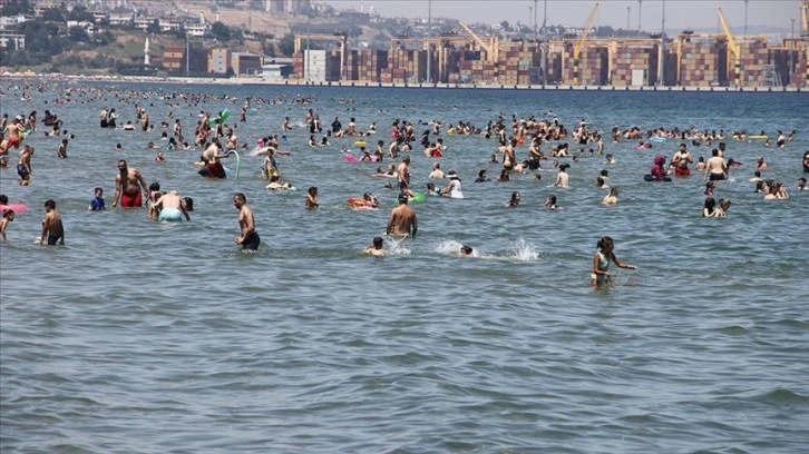 Tekirdağ sahillerinde bayramın son gününde yoğunluk yaşanıyor