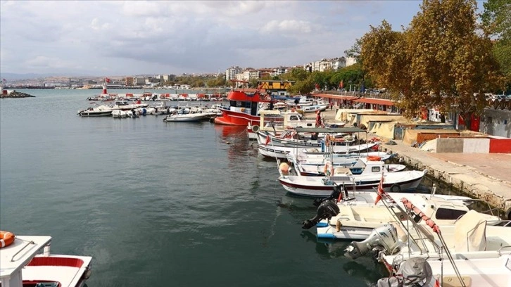 Tekirdağlı balıkçılar poyraz nedeniyle 2 gündür denize çıkamıyor