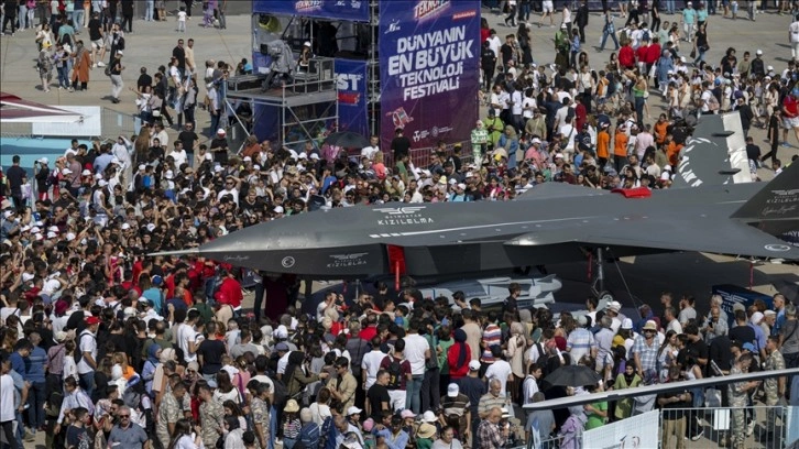 TEKNOFEST İzmir'de ikinci gün etkinlikleri başladı