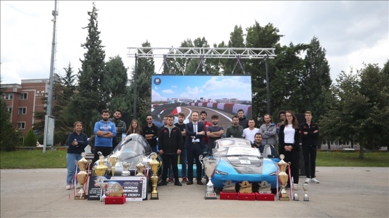 TEKNOFEST'te derece alan Sakarya ve Trabzon ekipleri 'Milli Teknoloji Yolculuğu'na çıktı