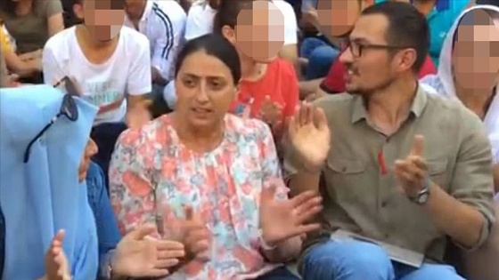 Terör soruşturmasında aranan zanlının HDP'li milletvekiliyle fotoğrafları dava dosyasında