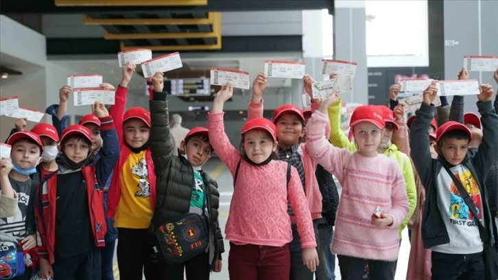 THY, Giresun ve Ordu'nun köylerinde yaşayan çocukları uçakla tanıştırdı