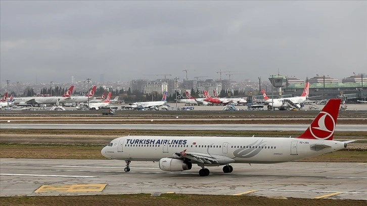 THY ile AnadoluJet, yarın Berlin ve Düsseldorf'a bazı uçuşlarını iptal etti