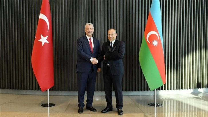 Ticaret Bakanı Bolat, Azerbaycan Ekonomi Bakanı Cabbarov'la görüştü