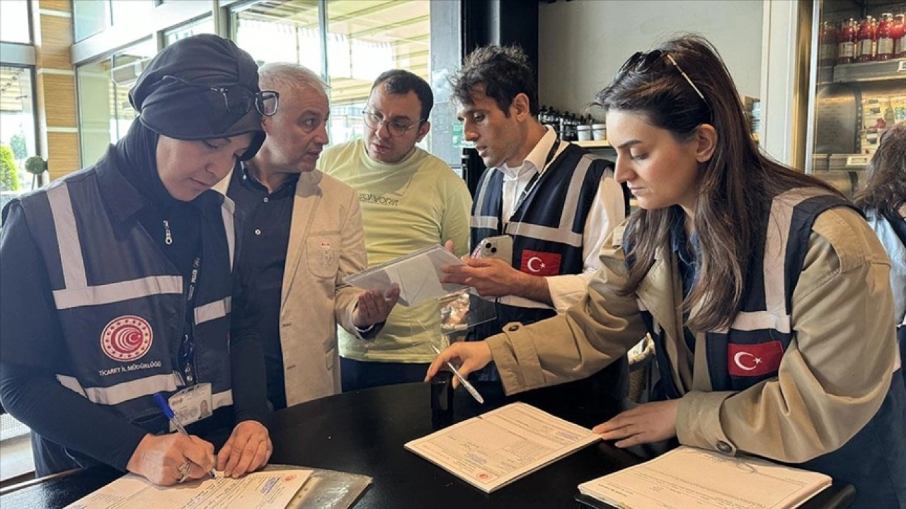 Ticaret Bakanlığı ekipleri, Kurban Bayramı öncesi İstanbul'da denetimlerini sürdürdü