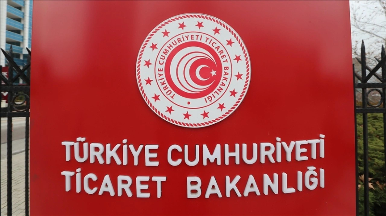 Ticaret Bakanlığı, işletmeleri yeni fiyat etiketi düzenlemesine ilişkin uyardı